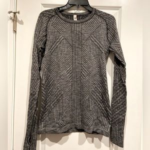 Lululemon Long Sleeve Pullover